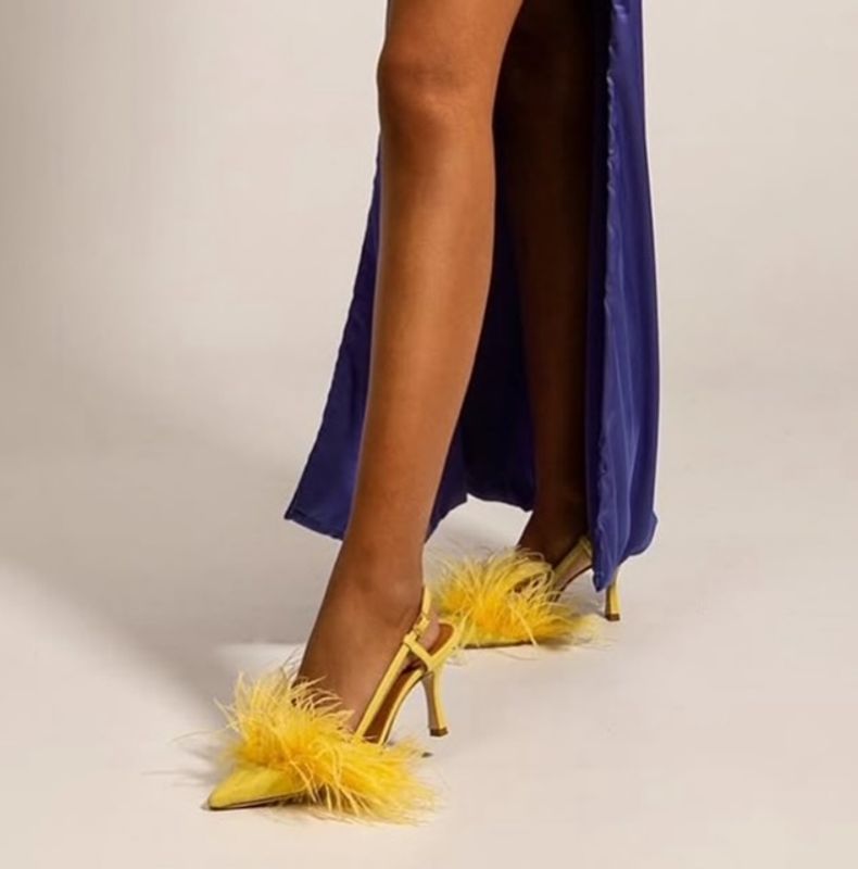 Gianna Meliani, kyoto piumo heels; Fargene nude,pink og yellow