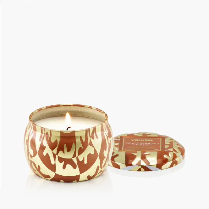 Hovedbilde Voluspa Mini Tin Candle gingerbread chalet